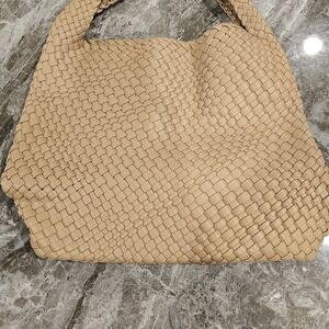 Elegant Tan Woven Women's Bag